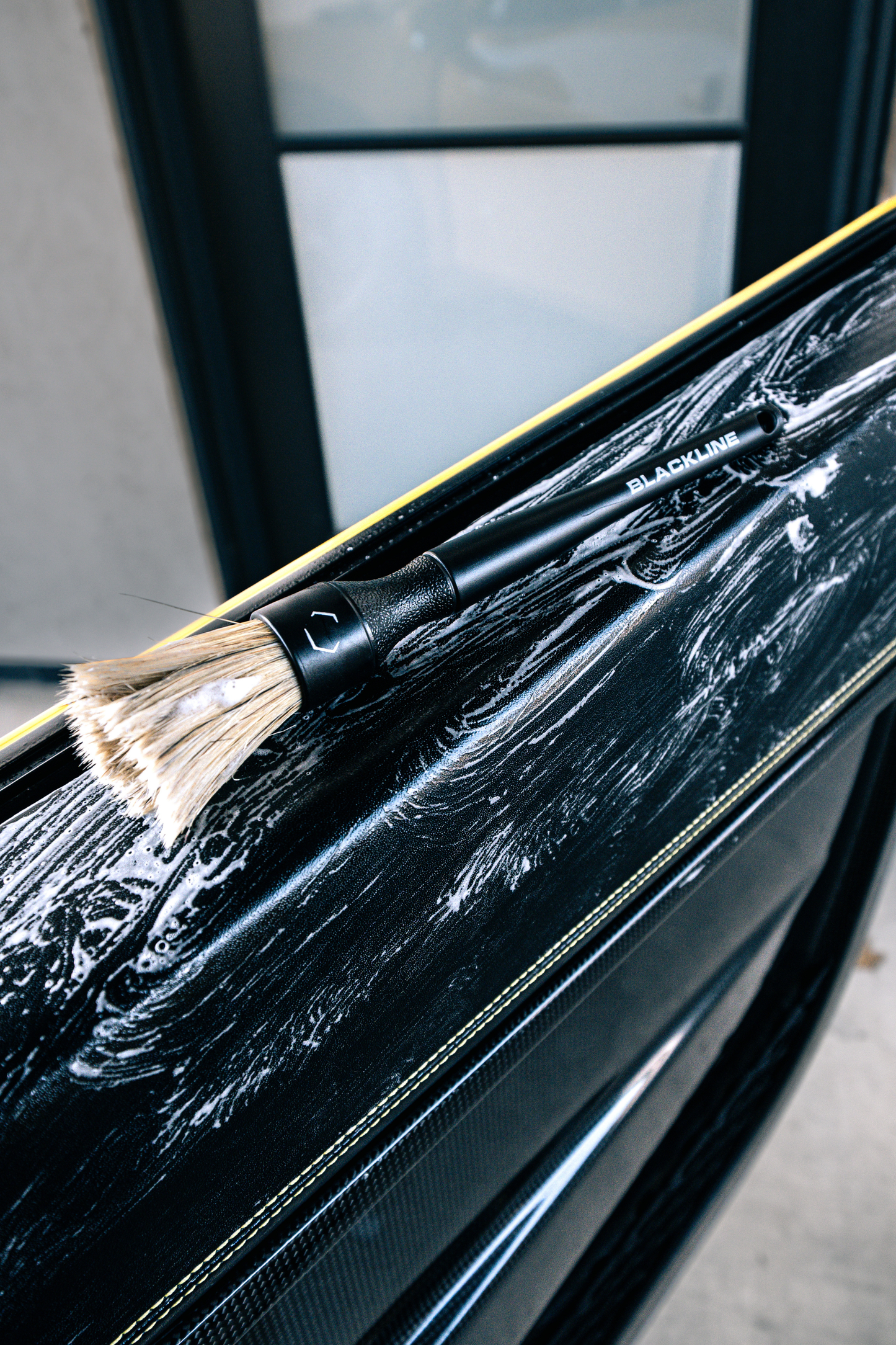 BLACKLINE® BOAR'S HAIR BRUSH SET